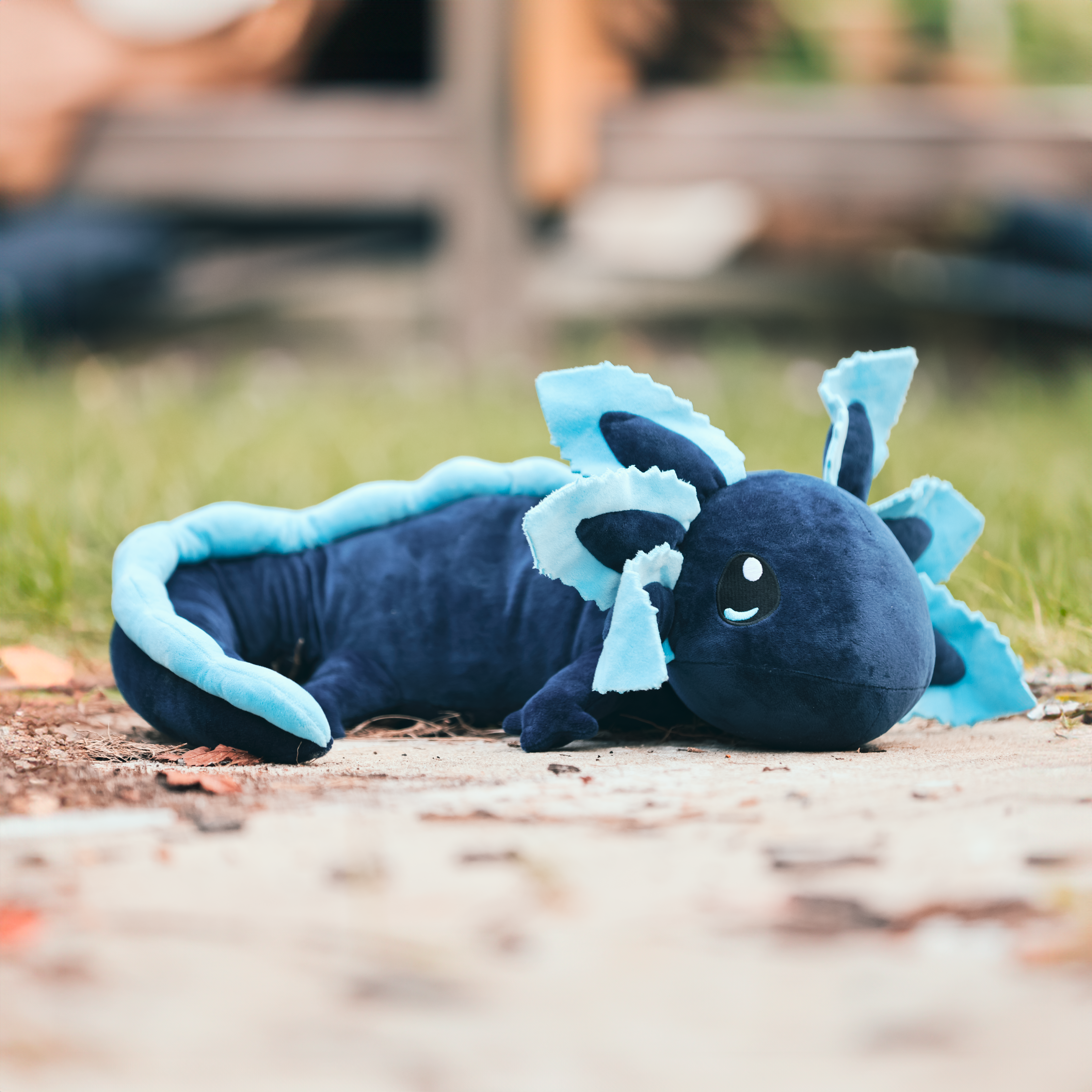 4lb Weighted Realistic Axolotl Plush - Blue (1.8kg)